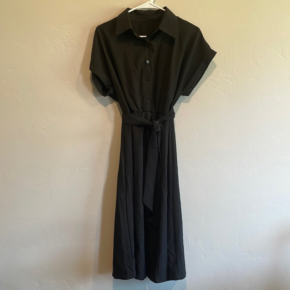 Black midi dress size large